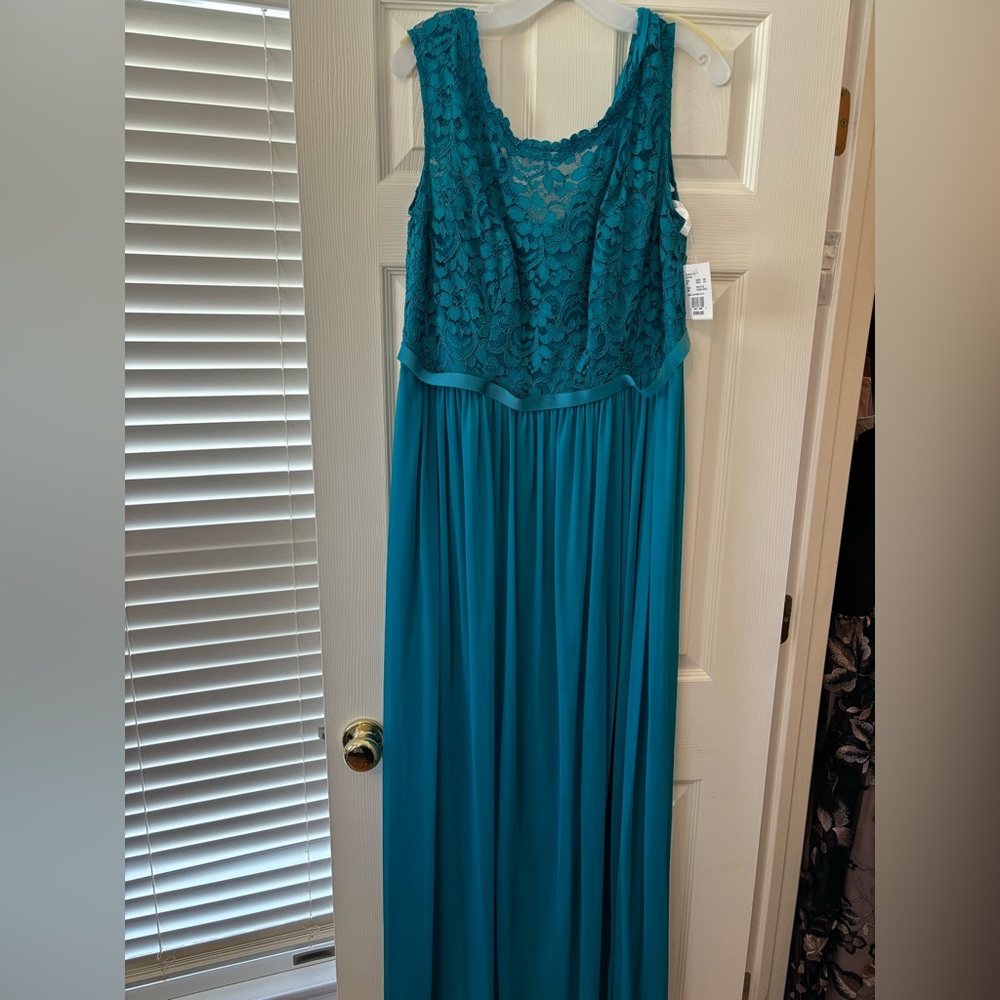 David’s Bridal teal formal dress Sz 16 NWT
